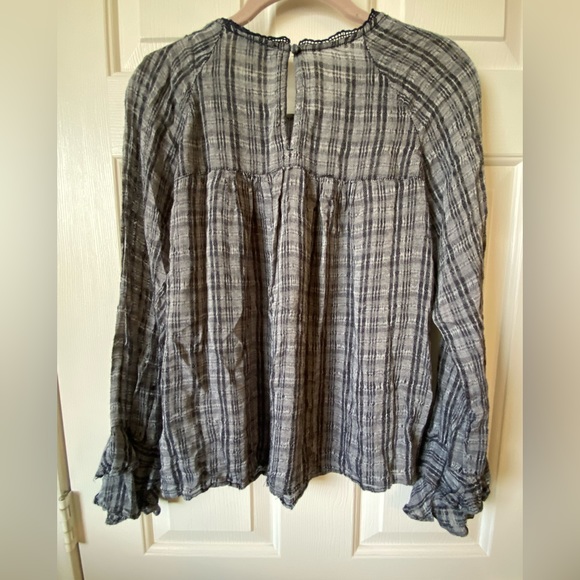 Lucky Brand top size M - Picture 2 of 9